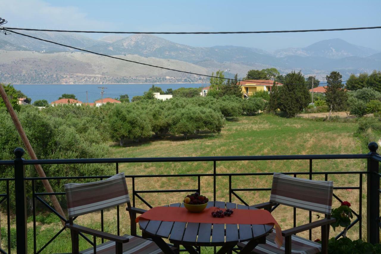 Lotus Sea View Apartments Lixouri Exterior photo