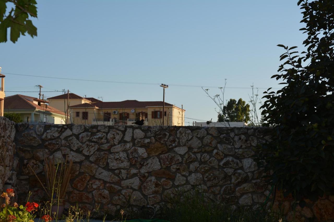 Lotus Sea View Apartments Lixouri Exterior photo